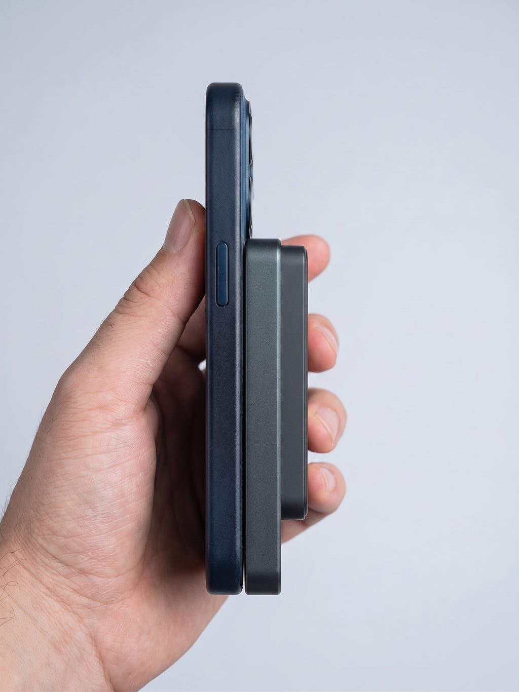 10000mAh Magnetic Wireless + Wired Power Bank| MagSafe Compatible